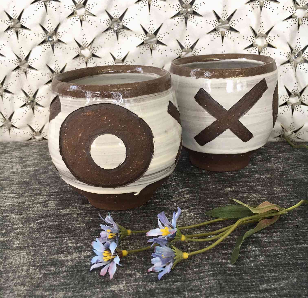 X & O cups in Summer White X & O cups in Summer White